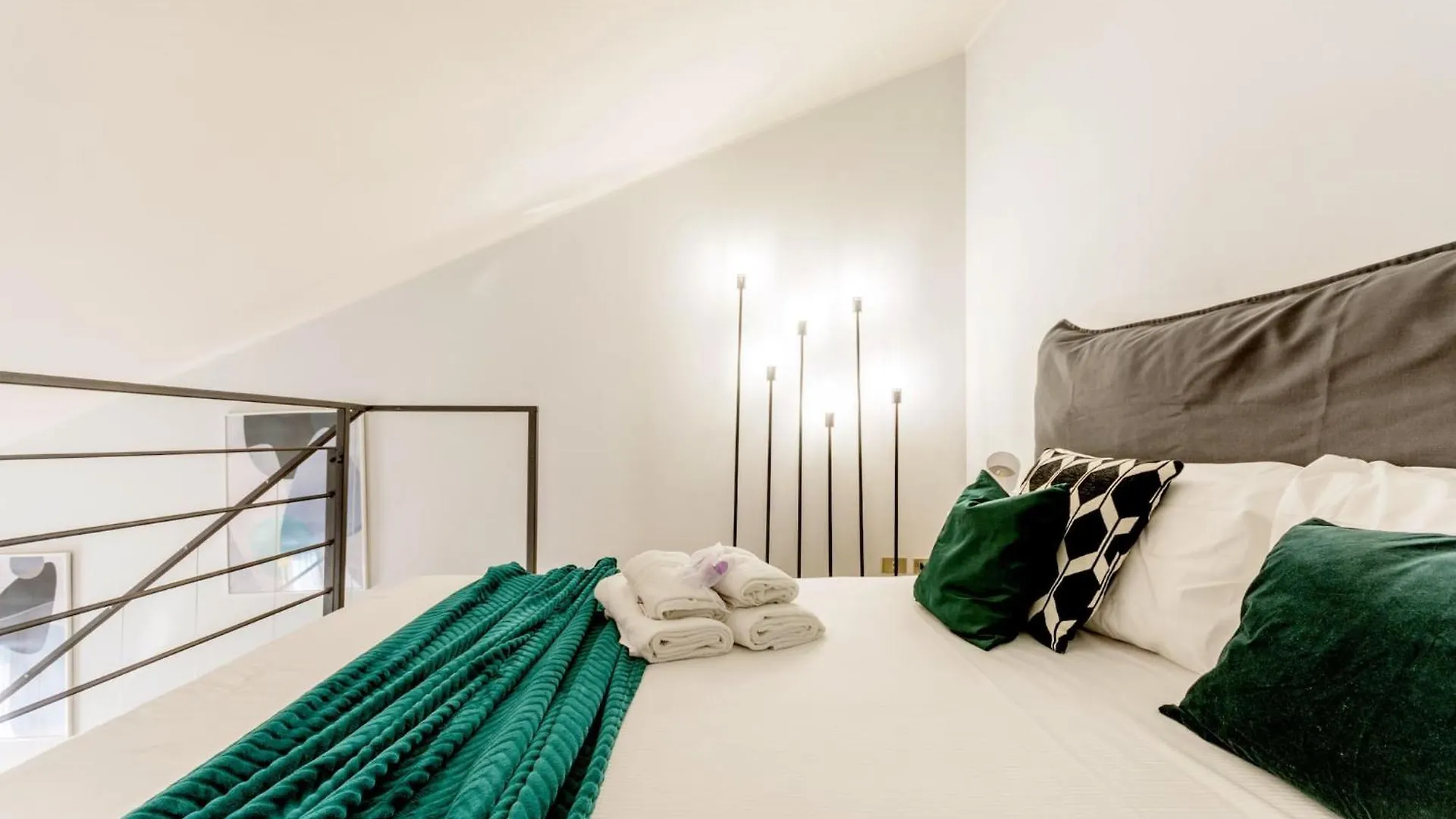 Lovely Apartments In The Hearth Of Brera By Rentopolis Milano