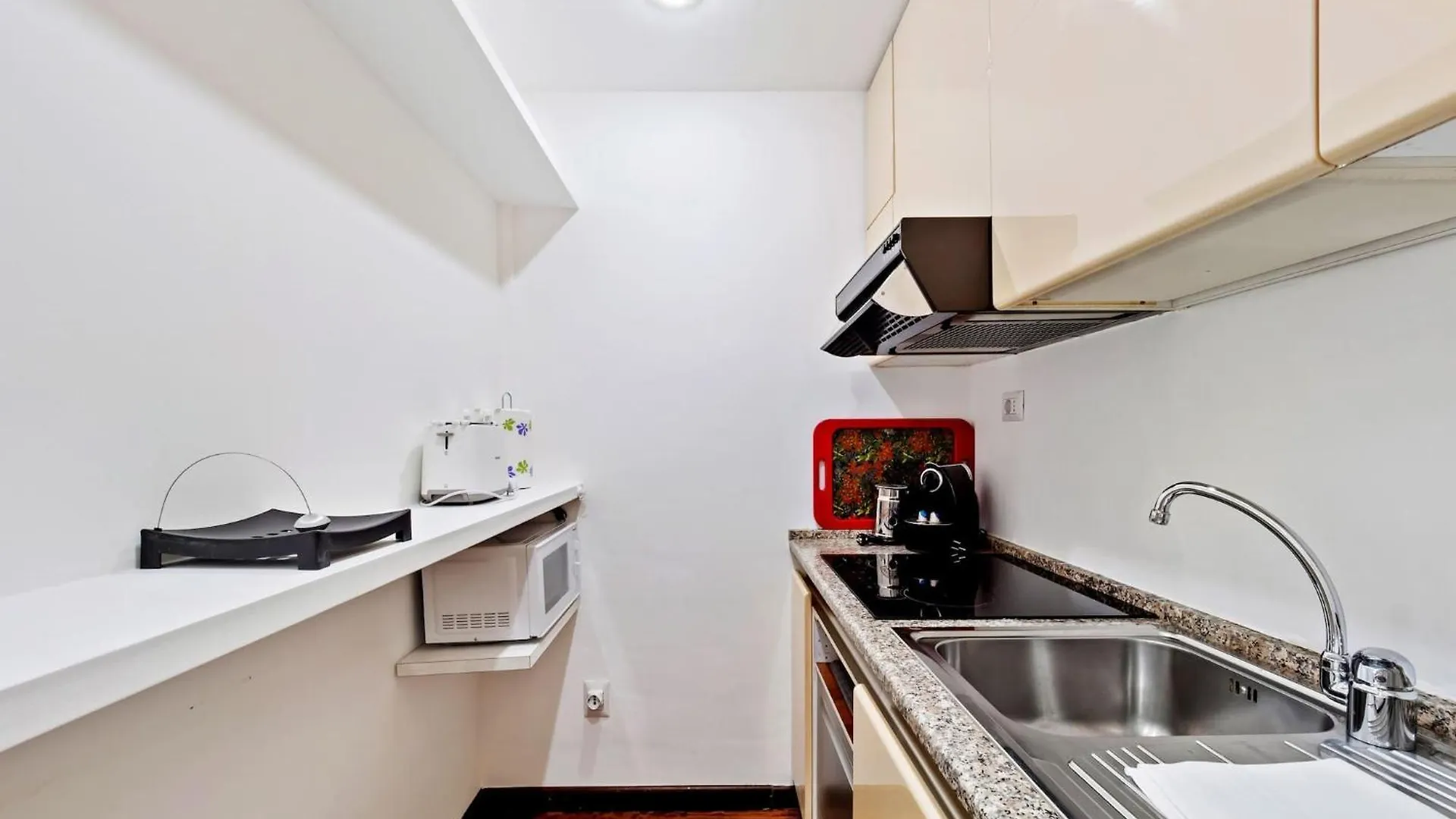 Lovely Apartments In The Hearth Of Brera By Rentopolis Milan