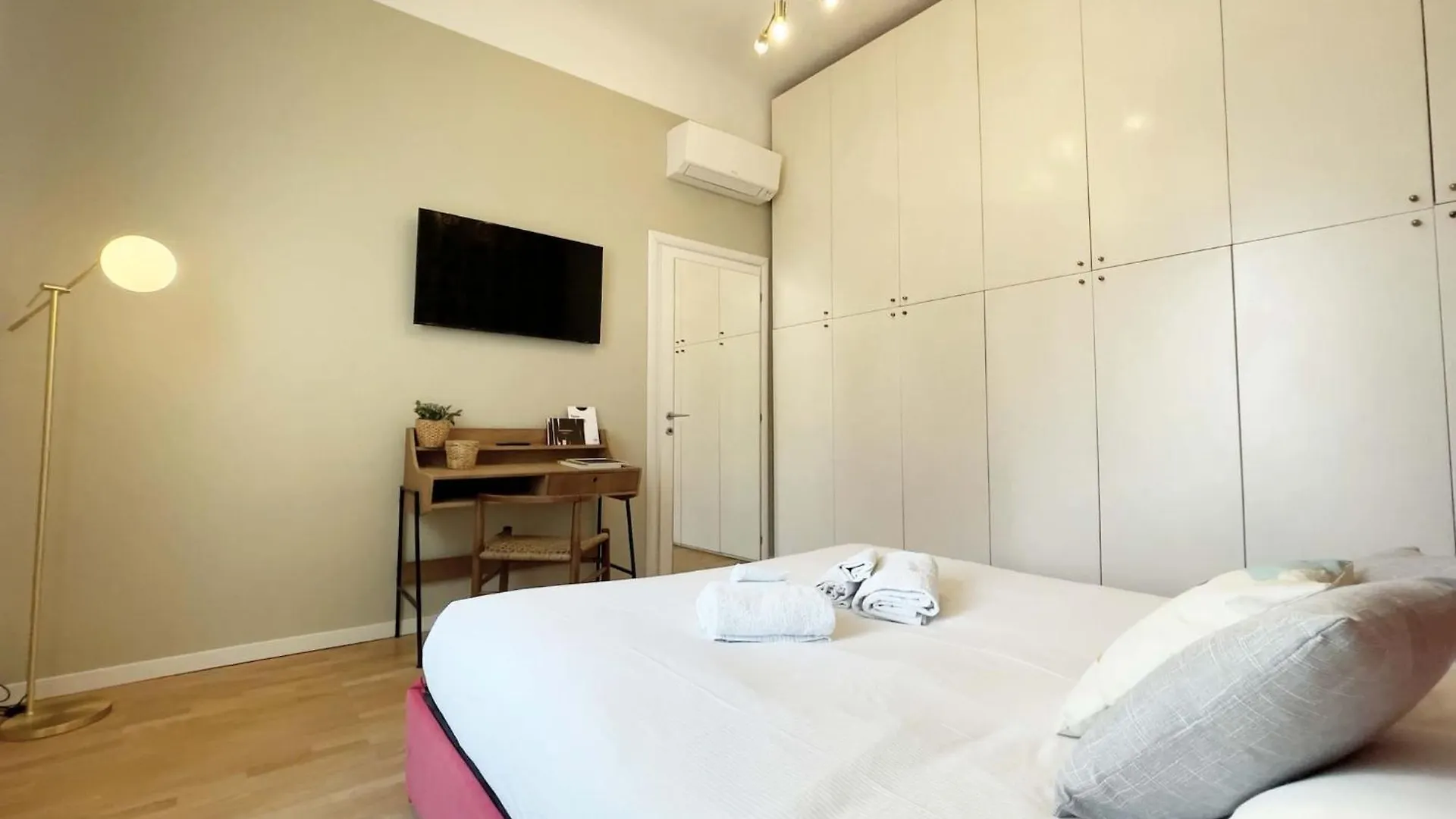 Lovely Apartments In The Hearth Of Brera By Rentopolis Milan