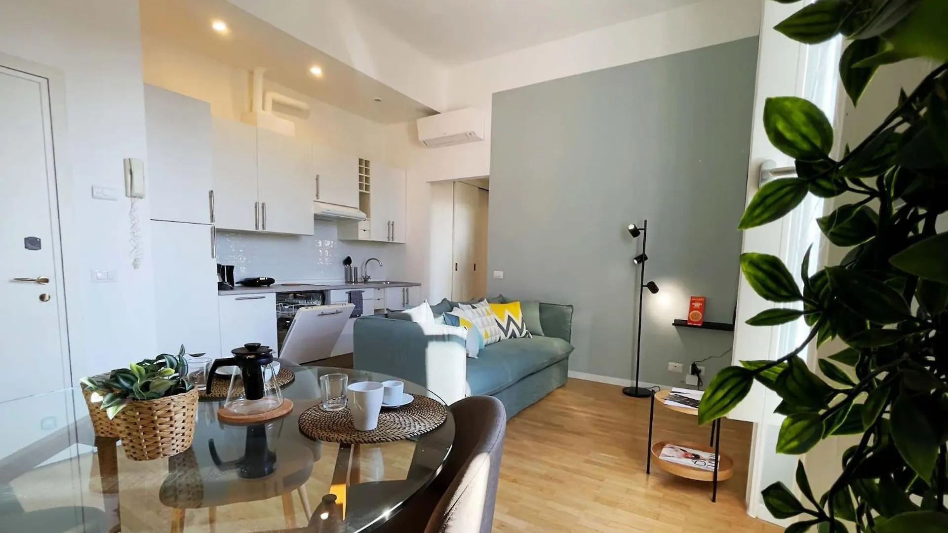 Lovely Apartments In The Hearth Of Brera By Rentopolis Milan