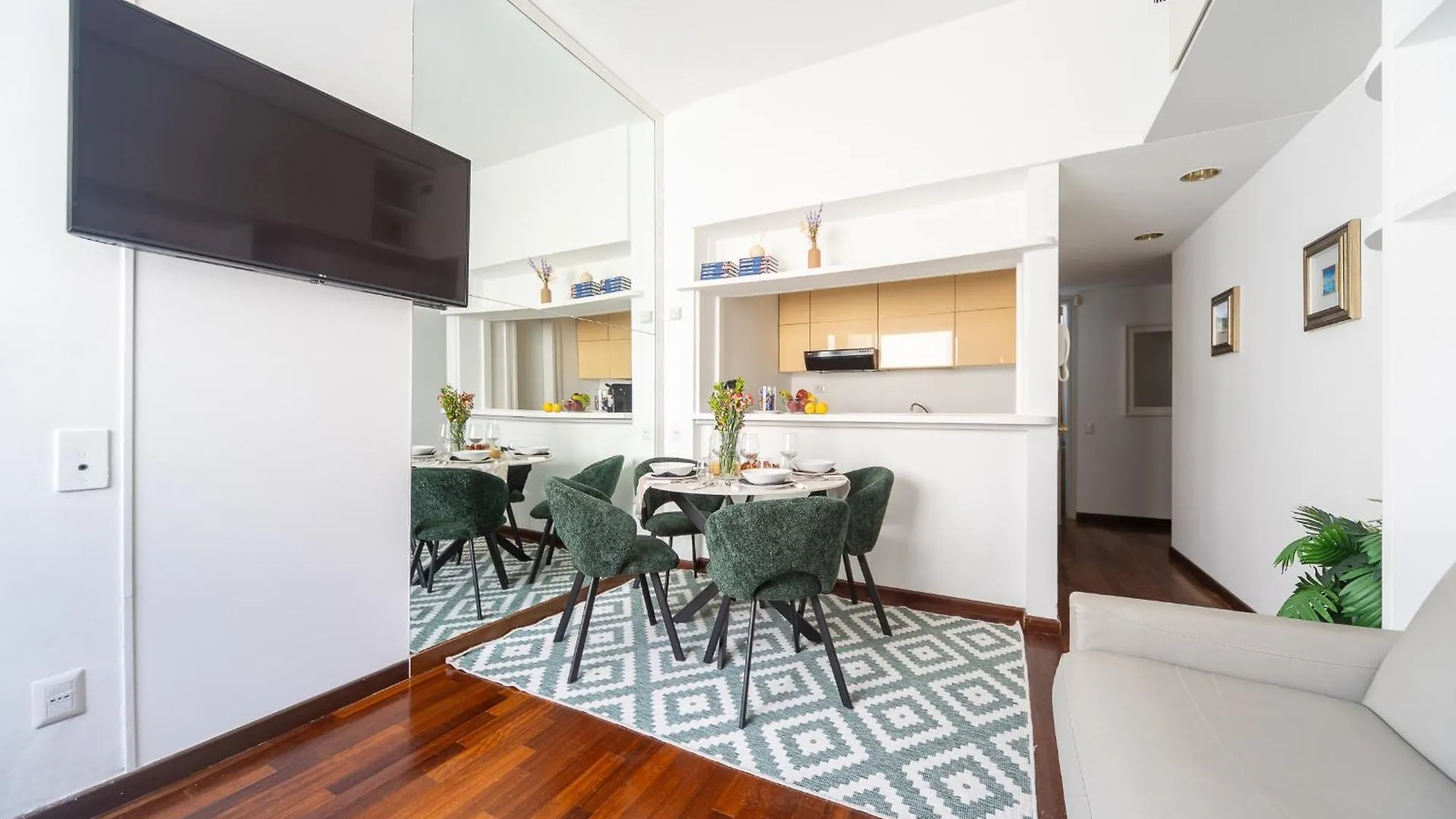 Lovely Apartments In The Hearth Of Brera By Rentopolis Milano 0*,
