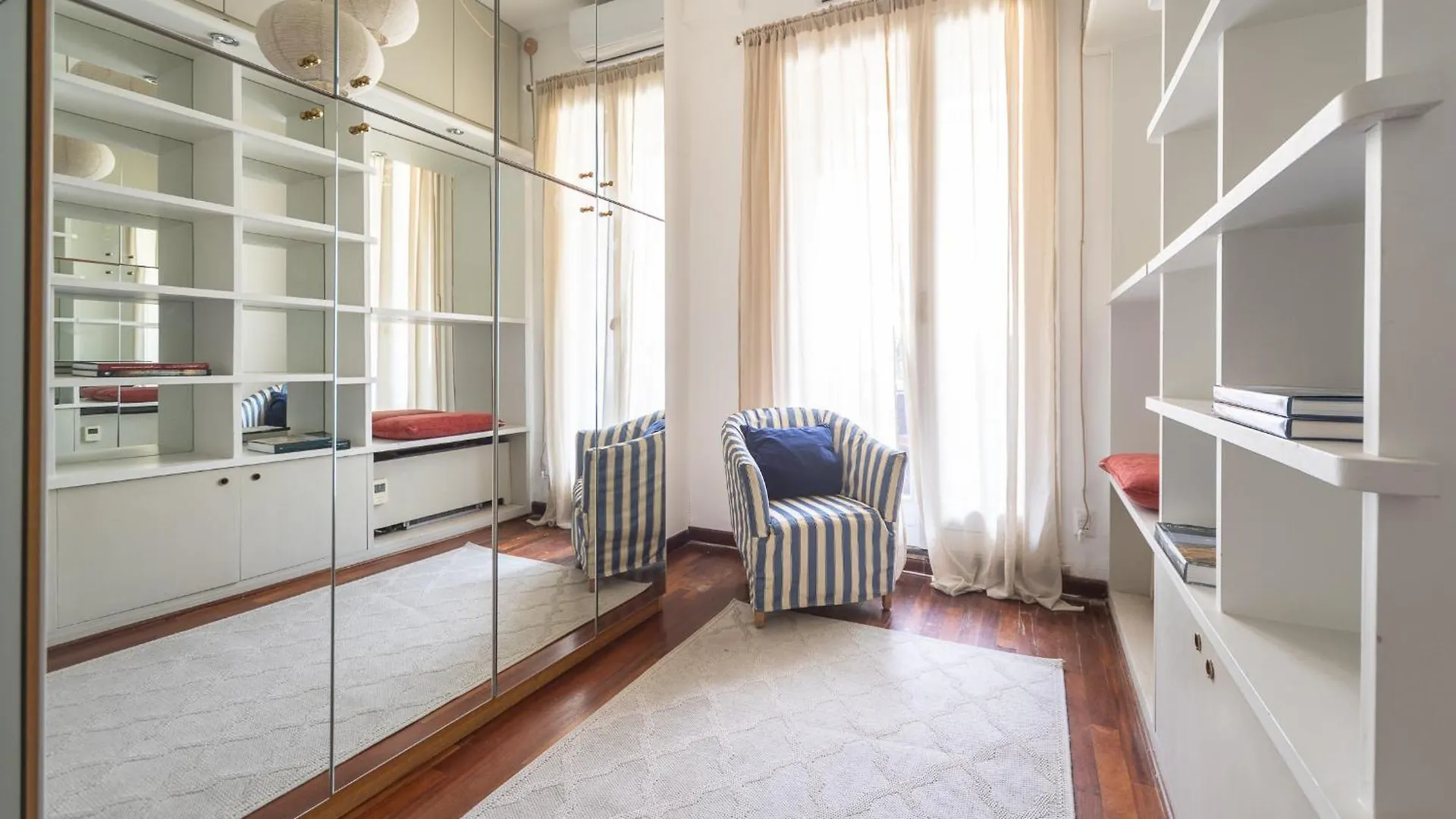 Lovely Apartments In The Hearth Of Brera By Rentopolis Milano Italien