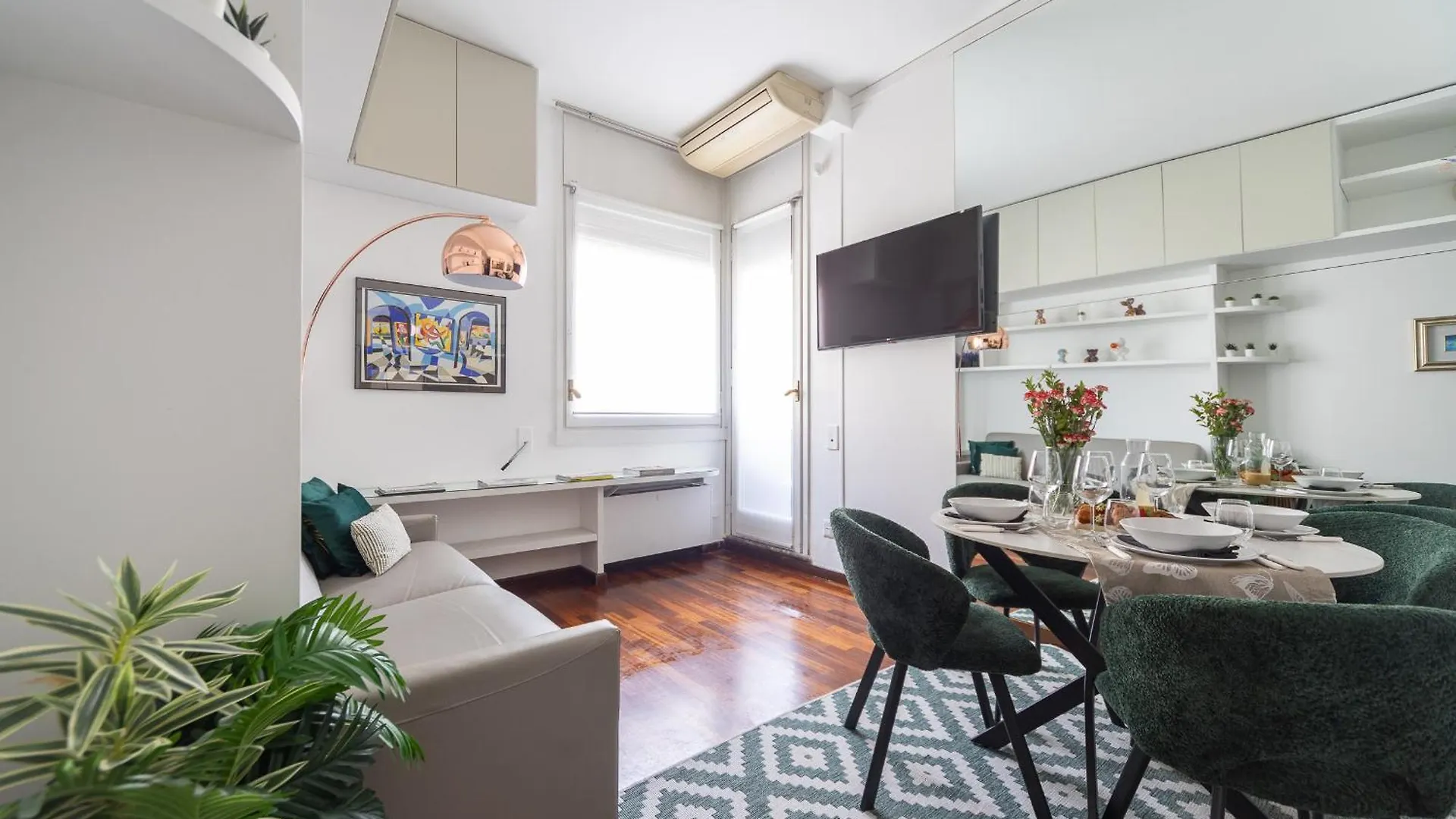 Lovely Apartments In The Hearth Of Brera By Rentopolis Milano