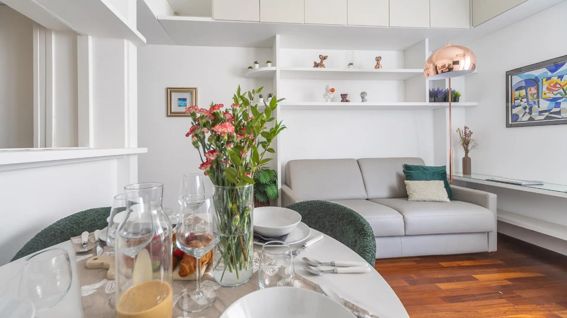 Lovely Apartments In The Hearth Of Brera By Rentopolis Milano